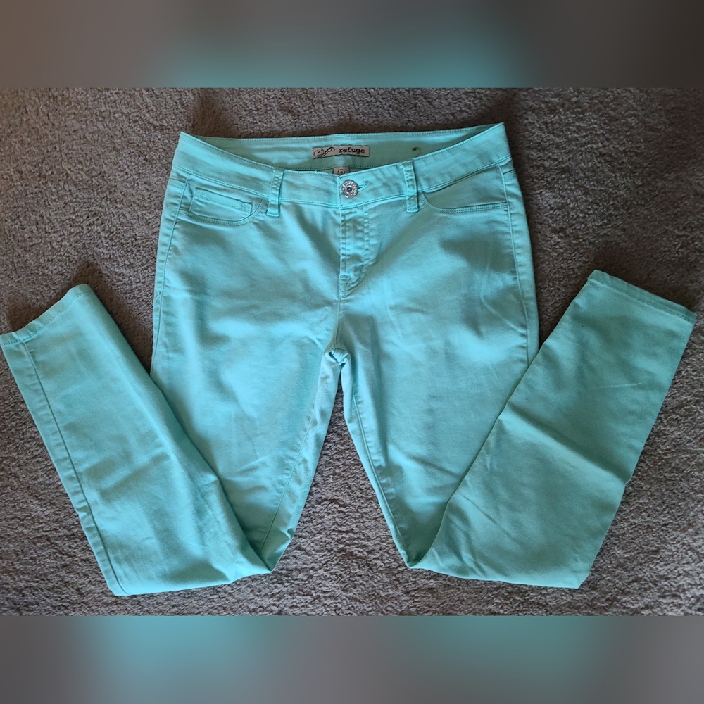 Refuge jeans lightweight perfect color for Easter